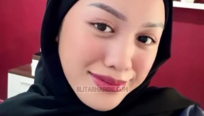 Laura Meizani Lepas Hijab, Nikita Mirzani Dukung Keputusan Anaknya