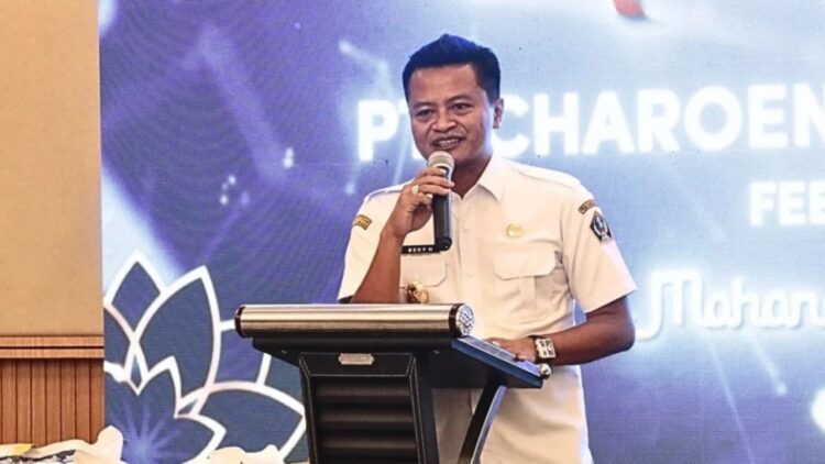 Rambut Nyentrik Wabup Blitar Bertentangan dengan Ketentuan Permendagri No.10 Tahun 2024