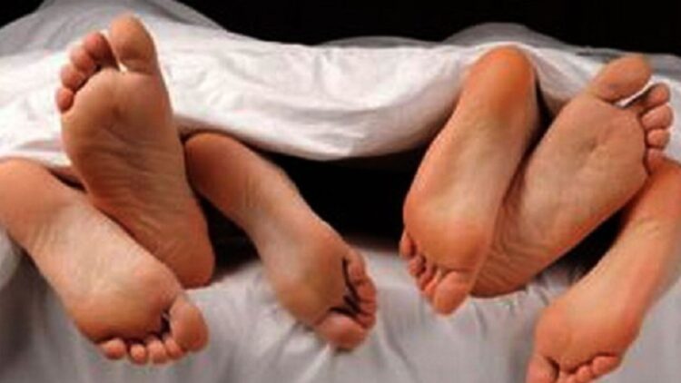 Warga Garum Gerebek Pesta S3ks Remaja di Rumah Kosong