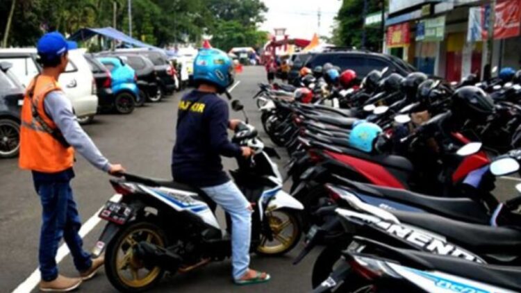 Penghasilan Jukir Blitar Terbongkar: Bisa Lebih dari Gaji PNS, Tapi Terancam Kebijakan Baru