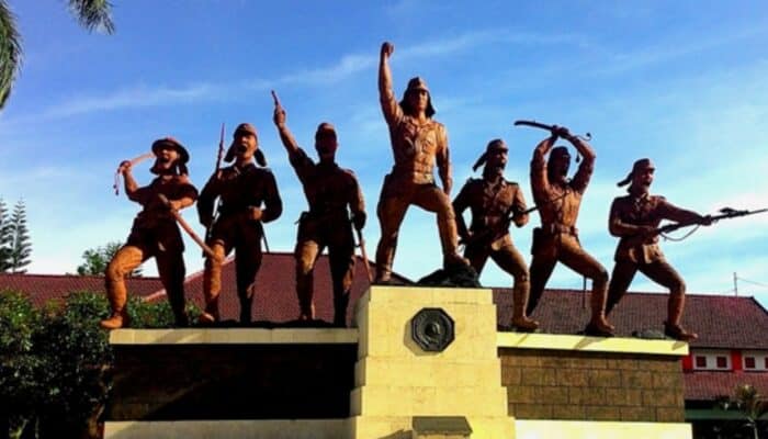 Lirik Lagu Blitar Kutho Cilik Sing Kawentar: Mengupas Makna Lagu Kebanggaan Warga Blitar