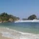 Pesona Pantai Peh Pulo, Surga Pasir Putih yang Belum Tersentuh di Blitar