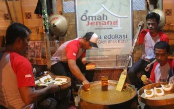 Omah Jenang Kelapa Sari, Destinasi Wisata Edukasi dan Sentra Produksi Jenang di Blitar