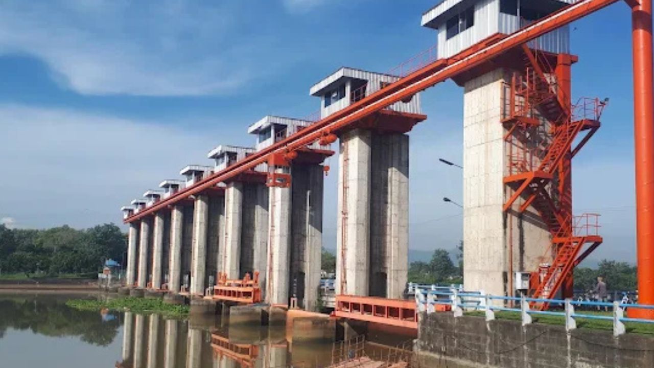 Mitos Larangan Perkawinan dengan Menyebrangi Elor dan Kidul Kali Brantas di Masyarakat Blitar
