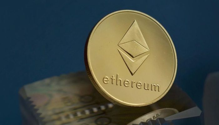 CEO BlackRock Optimis Bitcoin, Namun Perusahaan Lebih Gandrung ke Ethereum untuk Diversifikasi