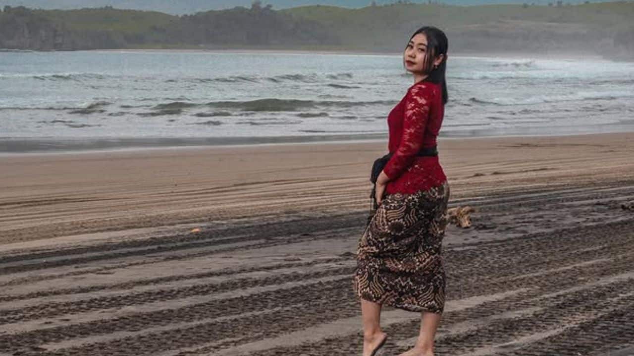 Pantai Serang, Destinasi Eksotis dengan Ombak Lembut di Blitar Selatan