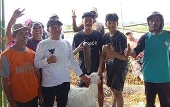Pemuda Dusun Tulungsari Kulon Blitar Gelar Lomba Gogo Lele Semarakkan HUT RI ke-80